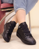 قیمت ونس جدید ساقدار زنانه باکیفیت