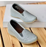 جنس و کیفیت بهترین مدل طبی زنانه