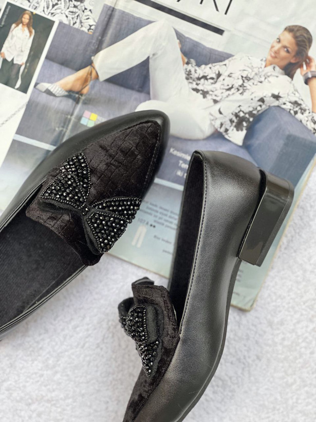 قیمت خرید کالج یراقدار زنانه کد ۷۸۷