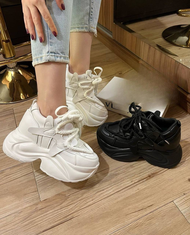 فروش آنلاین کتونی لژ مخفی زنانه کد ۸۱۳