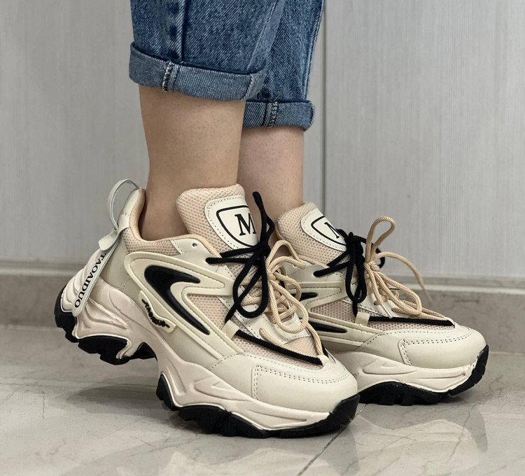 قیمت خرید اینترنتی کتونی زنانه ترنادو کد ۸۱۸