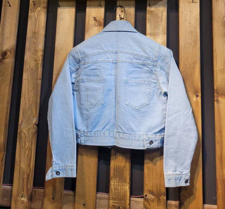 قیمت و خرید اینترنتی کراپ جین پشت جیب دار