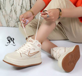 مشاهده قیمت و خرید کفش ساقدار اصلی زنانه کد ۱۴۱۷