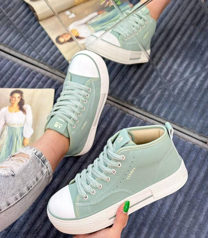 خرید و مشاهده قیمت ونس نیم ساق زنانه کد ۱۴۳۷