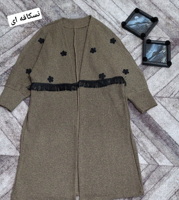 سفارش و مشاهده قیمت مانتو بافت ترمه کد 3778