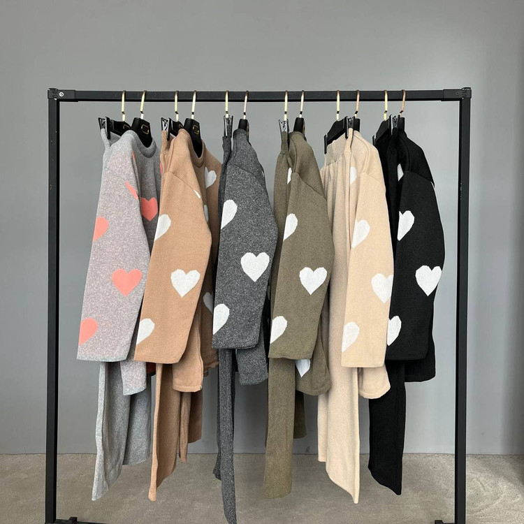 خرید و مشاهده قیمت ست بافت زنانه طرح قلب کد 99934