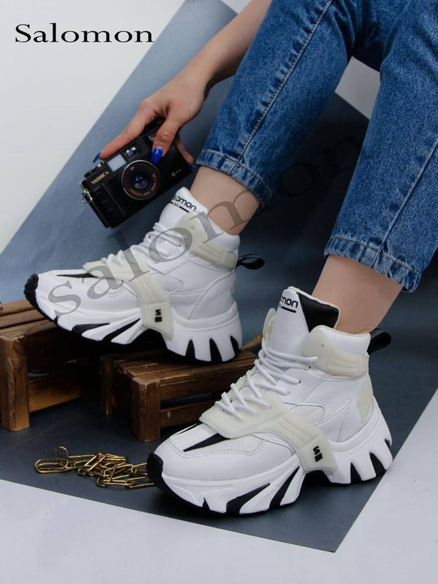 قیمت و خرید اینترنتی کتونی نیم ساق زنانه کد ۲۰۱۴