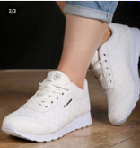 خرید و مشاهده قیمت کتونی زنانه مدل ماسیمو کد ۲۴۱۸