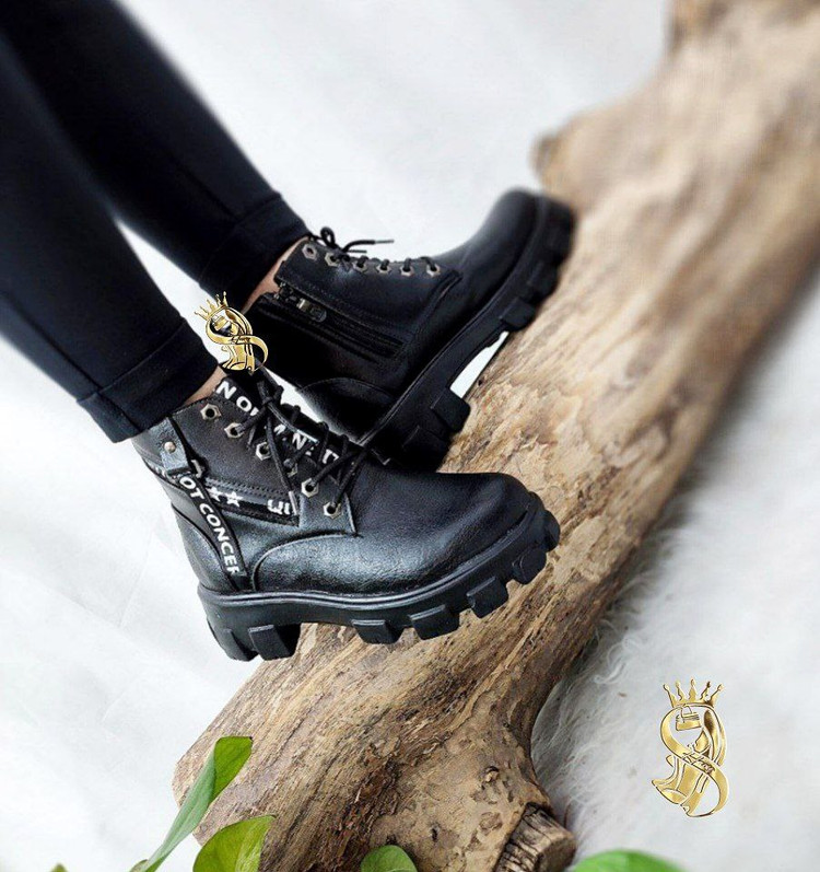 خرید و سفارش اینترنتی بوت لژدار طبی مدل پافیلی بغل زیپ کد 75018