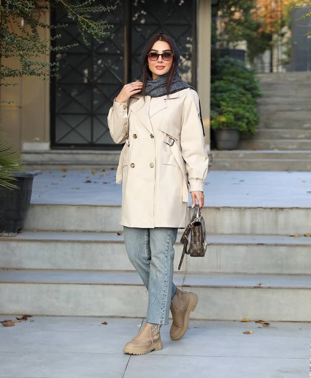 سفارش اینترنتی و آنلاین مانتو بارانی سایز بزرگ مدل یارا کد 93624