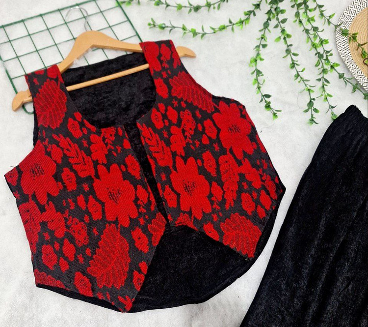 سفارش و خرید اینترنتی جلیقه و دامن یلدایی نازگل کد 9130