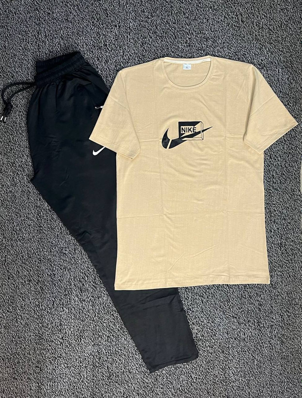 خرید و سفارش اینترنتی ست تیشرت شلوار مردانه کوروش کد 7870