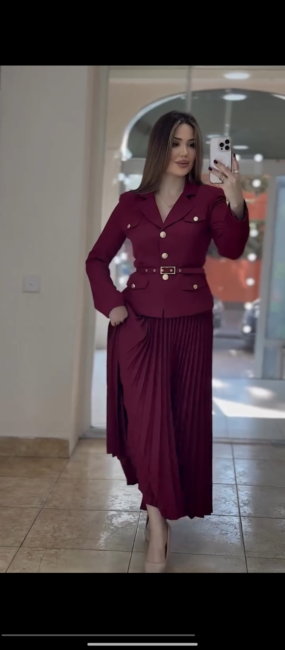 خرید و مشاهده قیمت ست کت و دامن پلیسه جیران کد 81920