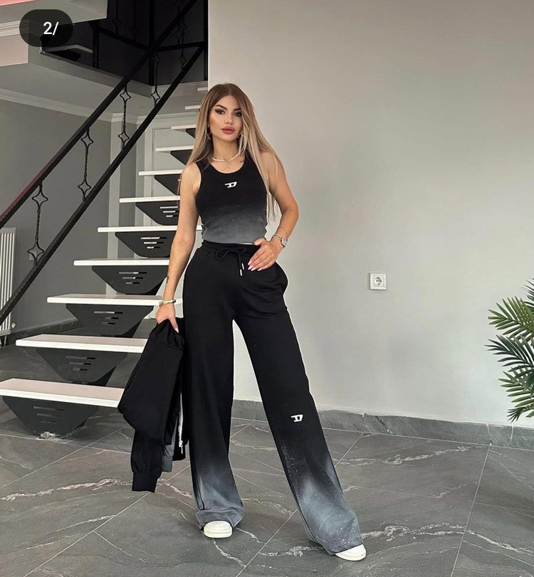 خرید و مشاهده قیمت سه تیکه هودی شلوار و کراپ A کد 80693