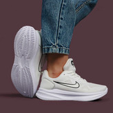 مشاهده قیمت و خرید اینترنتی کفش ورزشی زنانه نایک زوم کد 75067