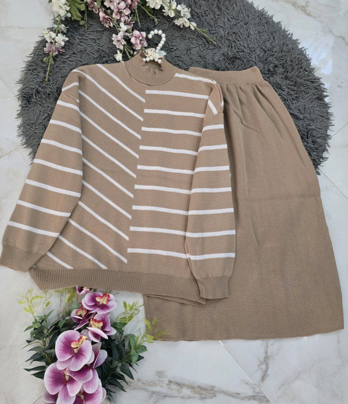 سفارش اینترنتی و آنلاین بلوز دامن بافت کد 80755