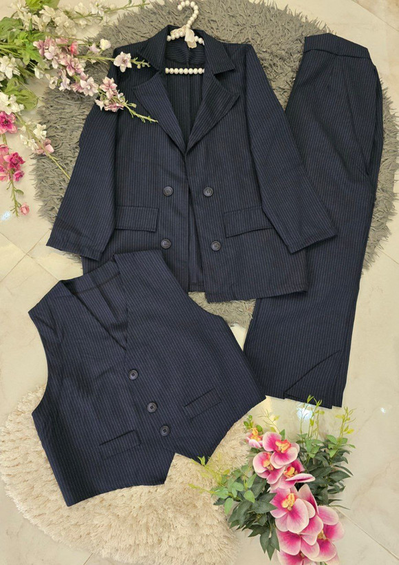 سفارش و خرید اینترنتی کت شلوار جلیقه مدل نسترن کد 83484