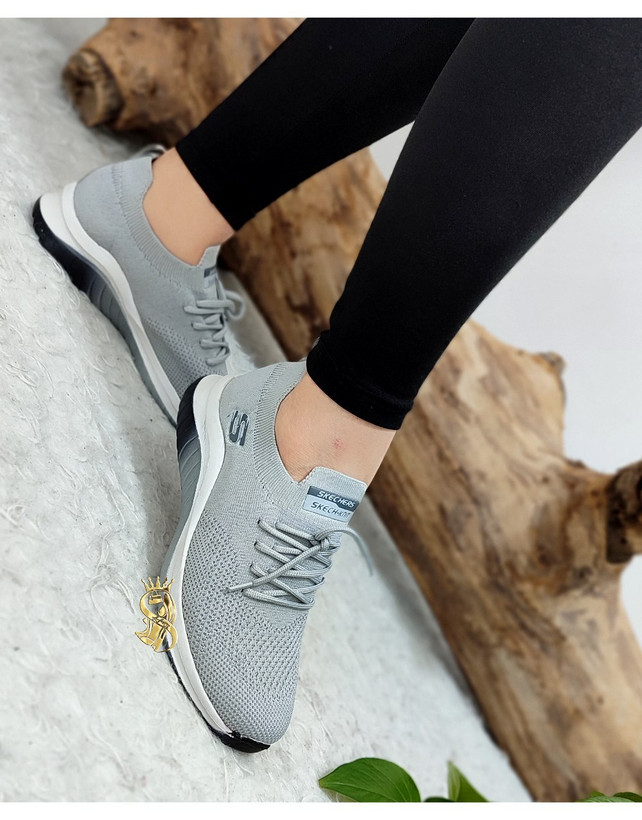 سفارش و مشاهده قیمت کتونی طبی جورابی مدل فلای زنانه کد 100110