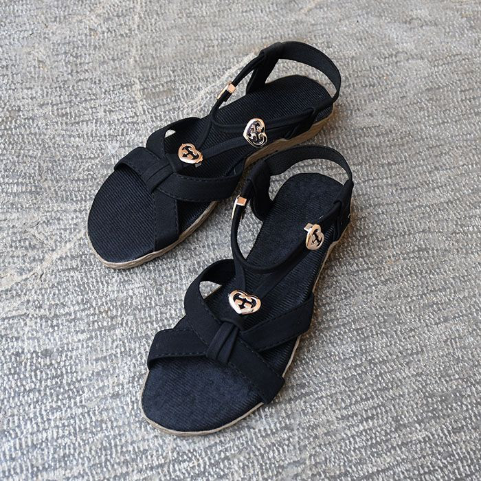 مشاهده قیمت و سفارش اینترنتی صندل زنانه مشکی مدل قلب کد ۲۹۷۶