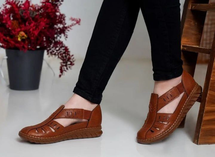 مشاهده قیمت و خرید آنلاین صندل زنانه مدل لیندا کد ۳۱۰۲