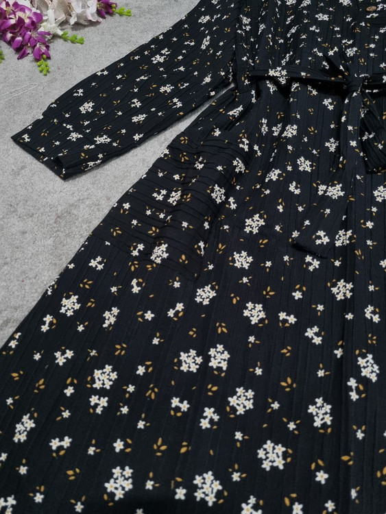 سفارش و مشاهده قیمت ساحلی گل گچی کد 9895