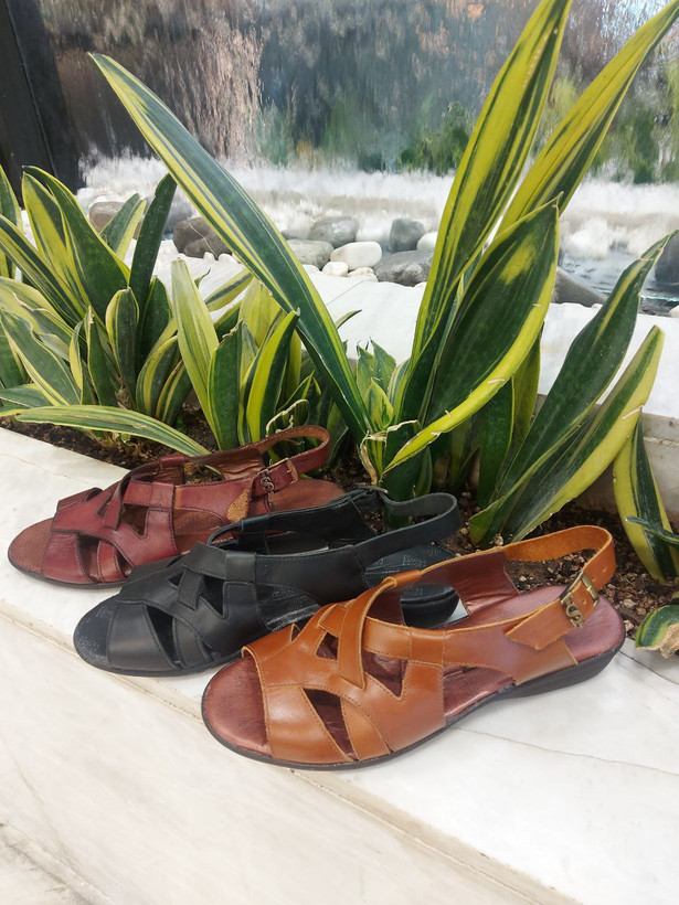 سفارش اینترنتی و آنلاین صندل چرم اصل زنانه کد ۳۴۸۵