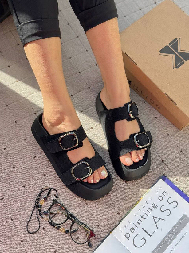 سفارش صندل طبی ZARA کد ۳۵۵۱