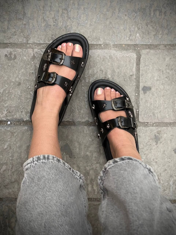 مشاهده قیمت صندل طبی ZARA کد ۳۵۵۲