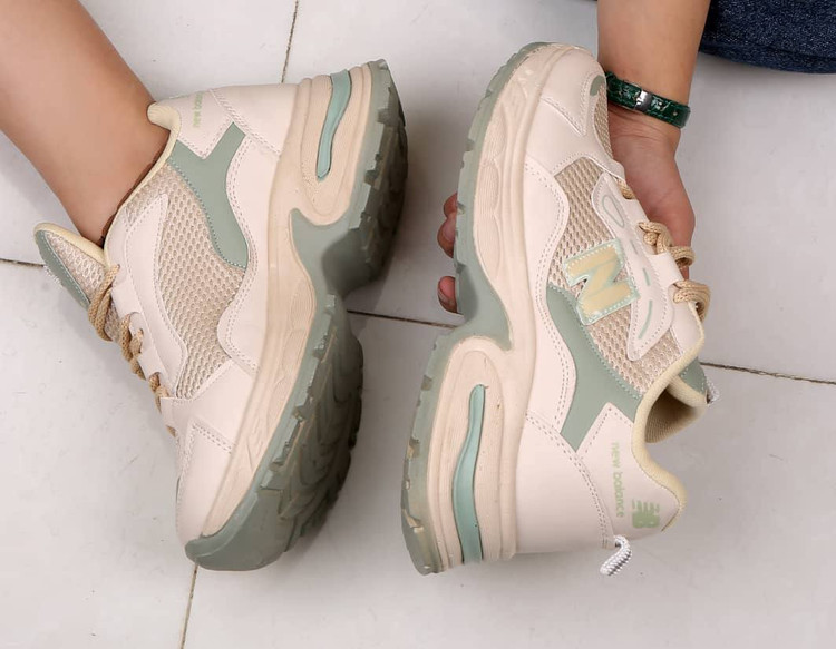 مشاهده آنلاین کتونی نیوبالانس نیو کد 0103