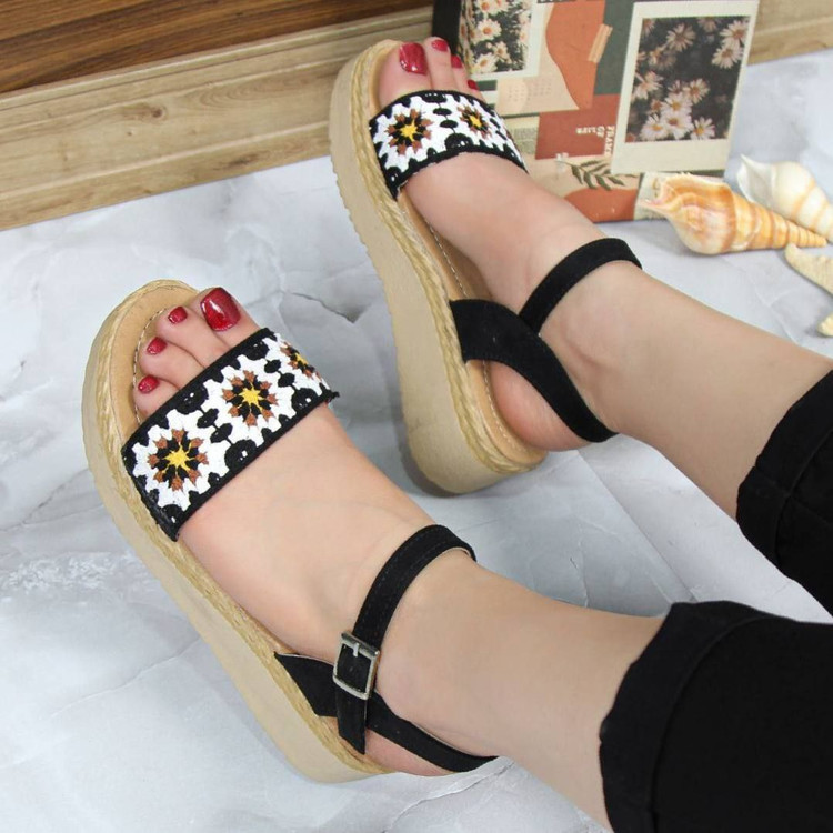 خرید و فروش اینترنتی صندل سنتی گلدوزی ۳۷۳۰