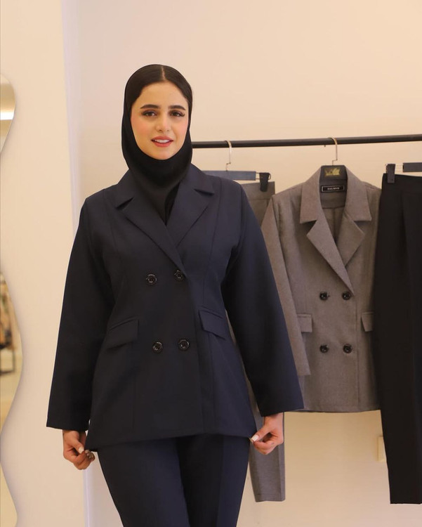 خرید و مشاهده اینترنتی کت و شلوار بلوط 99500