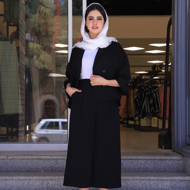 خرید اینترنتی مانتو شلوار مانلی کد92544