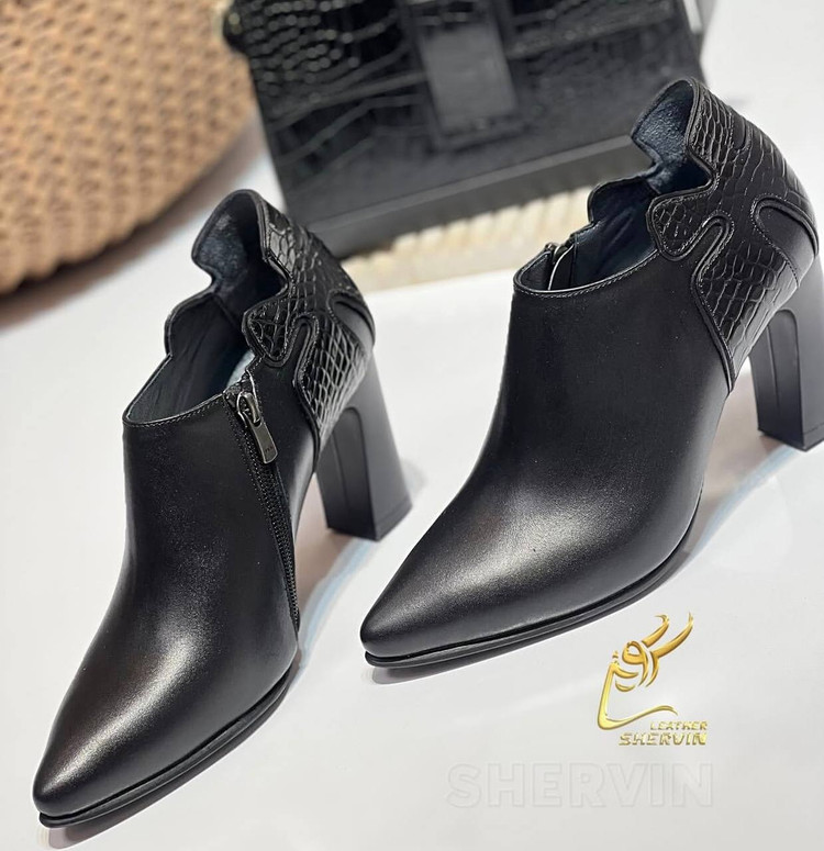 خرید اینترنتی کفش نیم ساق زنانه کد3979