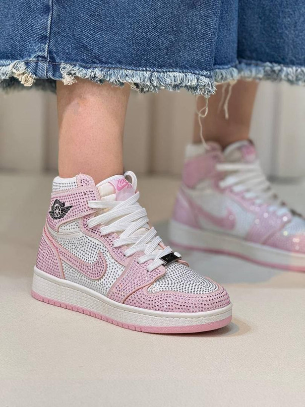 خرید و مشاهده نیم ساق DRAGON کد 4077