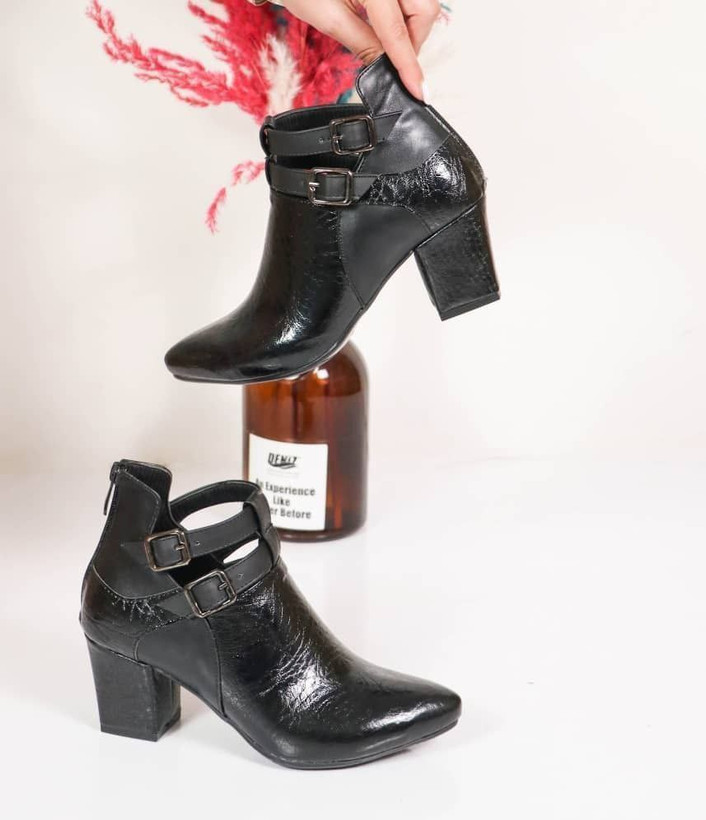 سفارش کفش کلاسیک همه جا پوش کد 4108