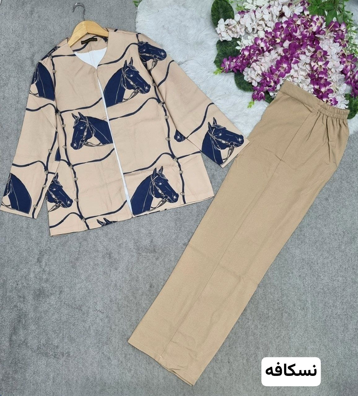 سفارش آنلاین کت و شلوار طرح اسب کد 43654
