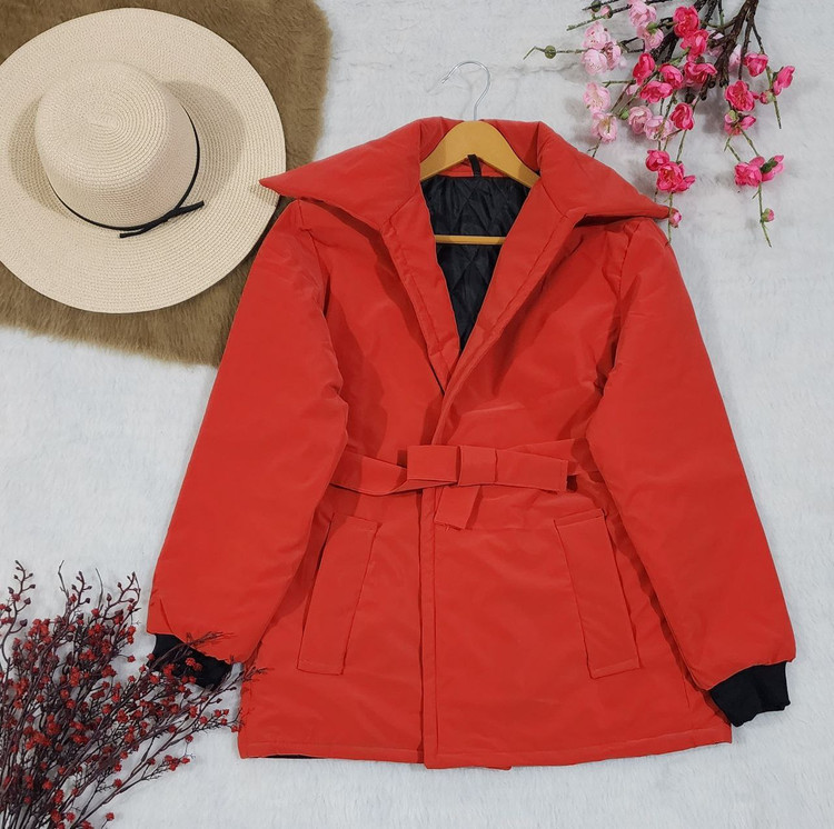 مشاهده قیمت کاپشن سیلیکونی یقه پهن زمستانه کد 94884