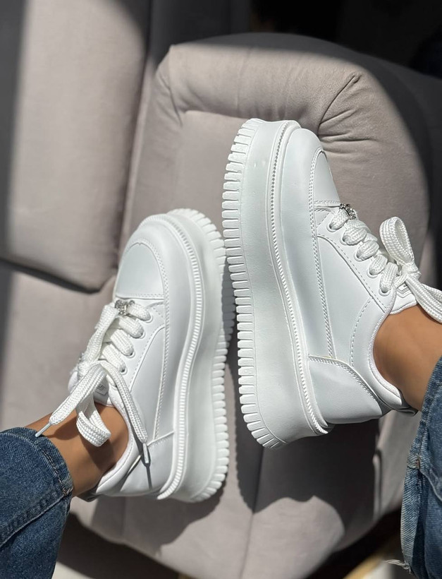 مشاهده قیمت کتونی بندی پروانه ای کد ۴۲۸۵