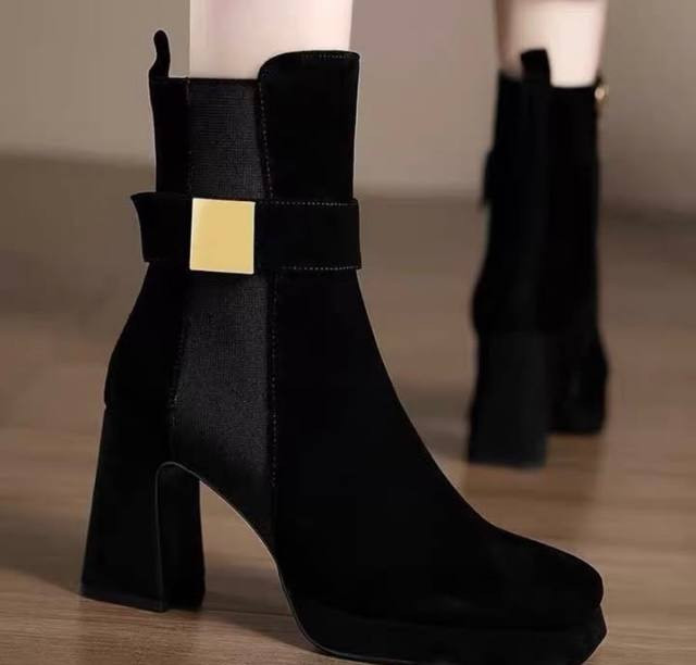 خرید اینترنتی کفش بوت زنانه مربع کد ۴۲۹۶