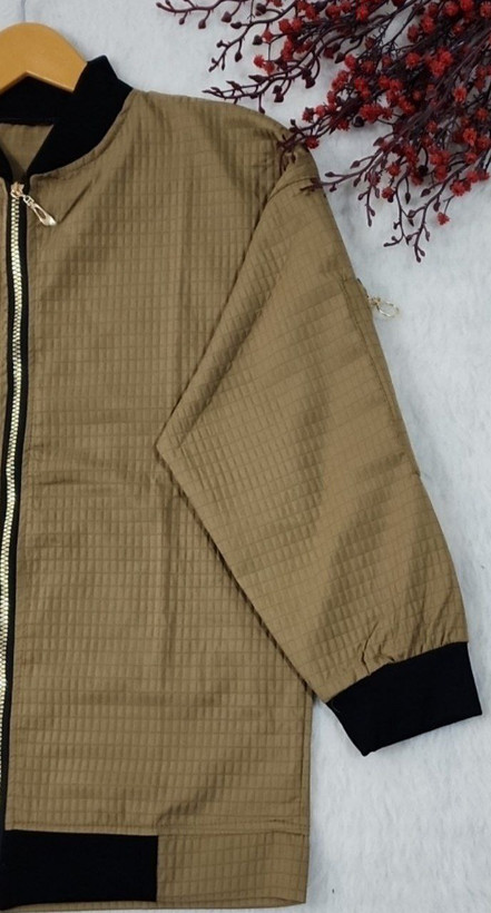 مشاهده قیمت و سفارش اینترنتی سوییشرت جلو زیپ ضد آب پاییزه کد 95005