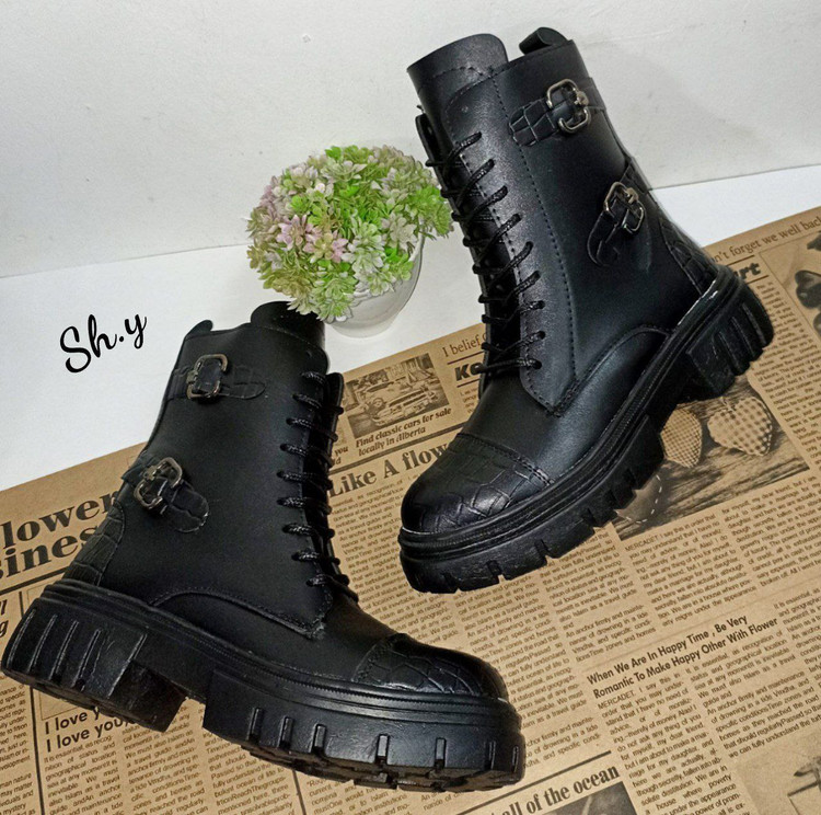 خرید بوت دو سگک سنگی کد 226