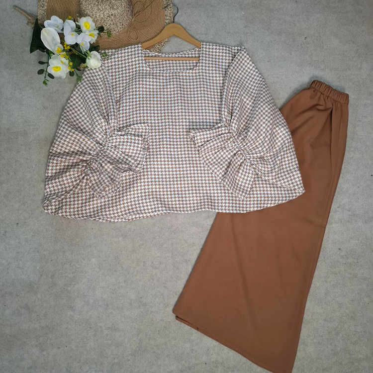 سفارش آنلاین شومیز دامن نیکا کد ۴۳۵۷