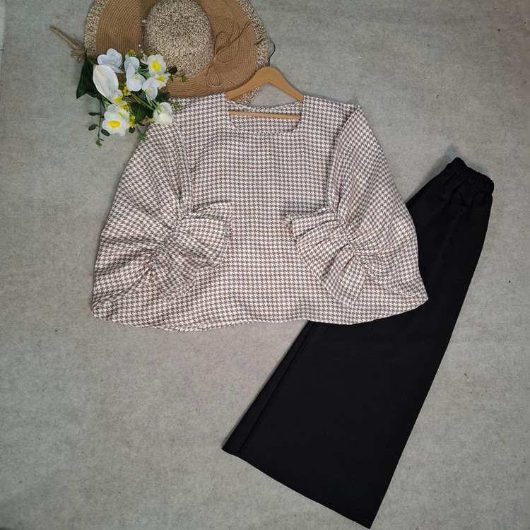 سفارش اینترنتی و آنلاین شومیز دامن نیکا کد ۴۳۵۷