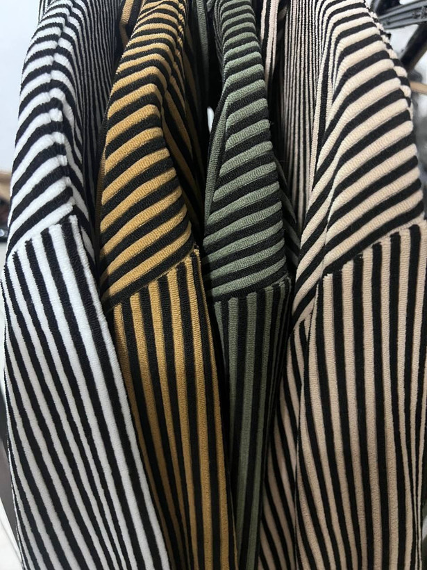 مشاهده قیمت و خرید ست مانتو شلوار ابریشم کد 74424