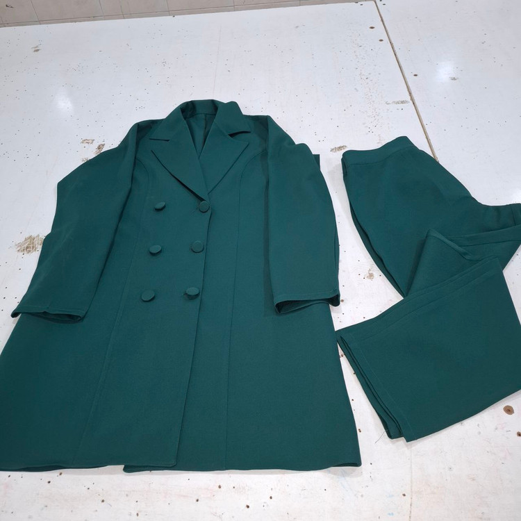 مشاهده قیمت مانتو شلوار آسمان کد 99870