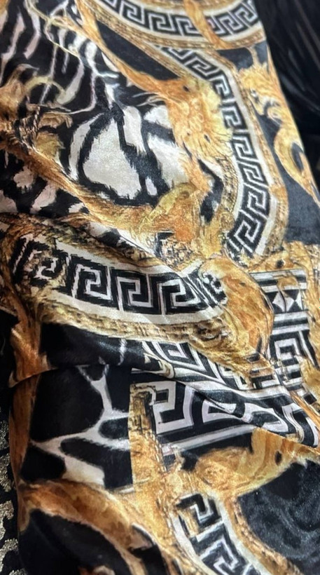 سفارش اینترنتی و آنلاین ست هودی شلوار انتیک ورساج کد 96189