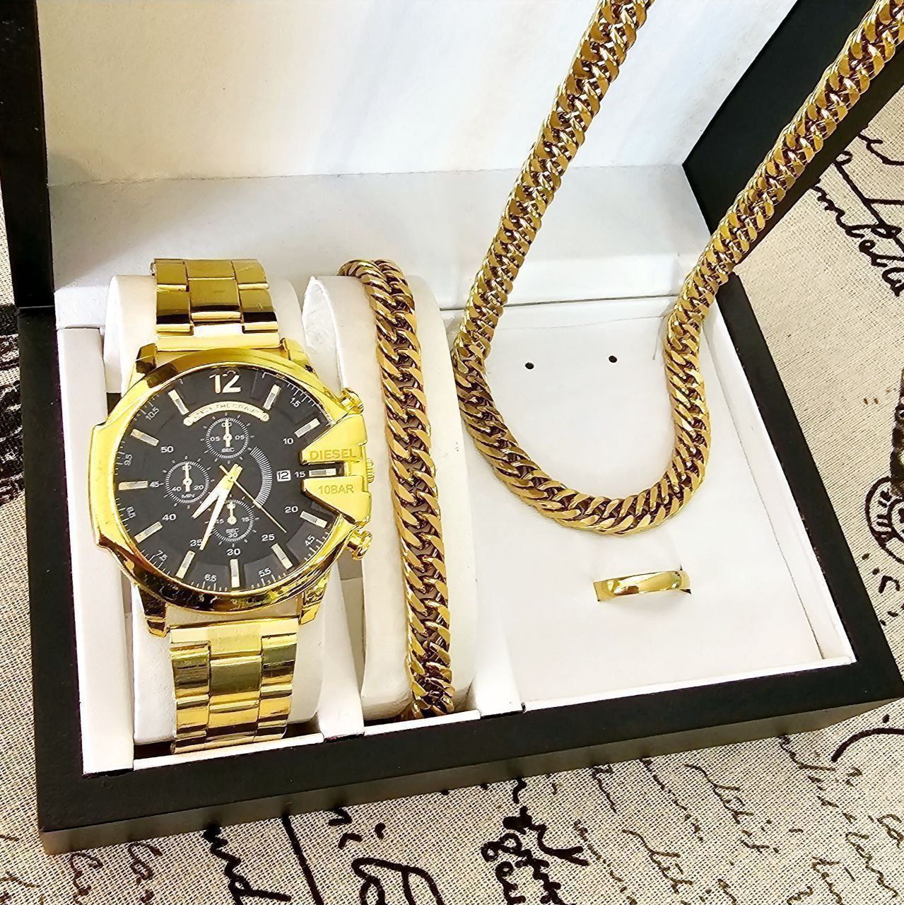 سفارش مجموعه کامل ساعت دیزل مردانه کد 369264