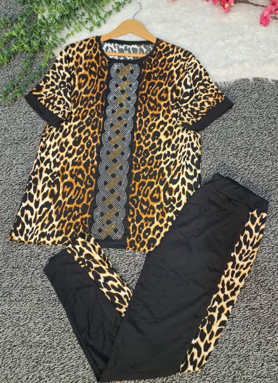 خرید ست تیشرت شلوار وسط نگینی کد 7826