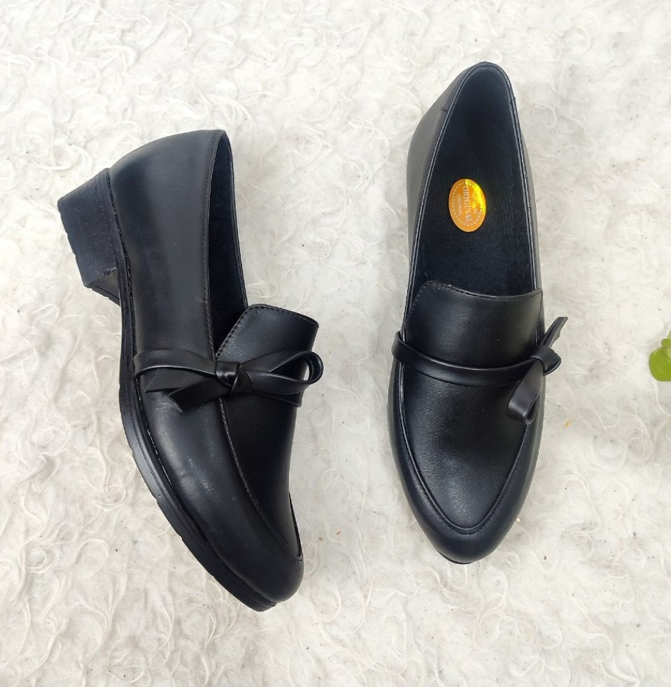 خرید آنلاین کفش کالج طبی مدل گره‌ای کد 100367