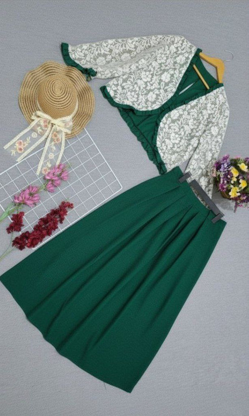 مشاهده قیمت کت و دامن مزونی ترمه کد 98522